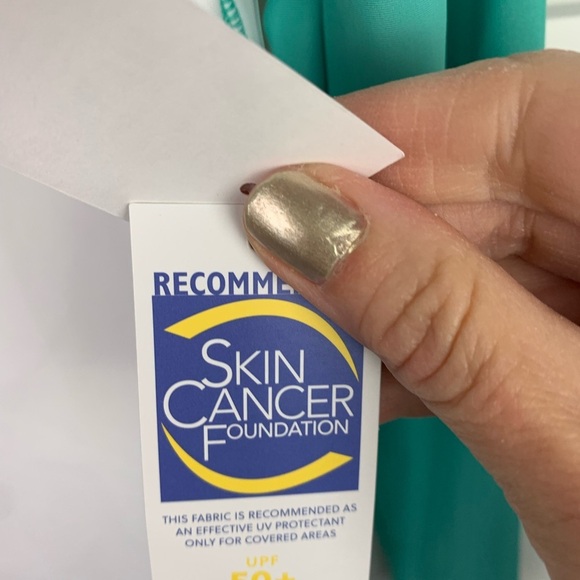 NWT Crew Cuts Boys LARGE Kids' long-sleeve rash guard with UPF 50+ WHITE GREEN - Picture 4 of 6